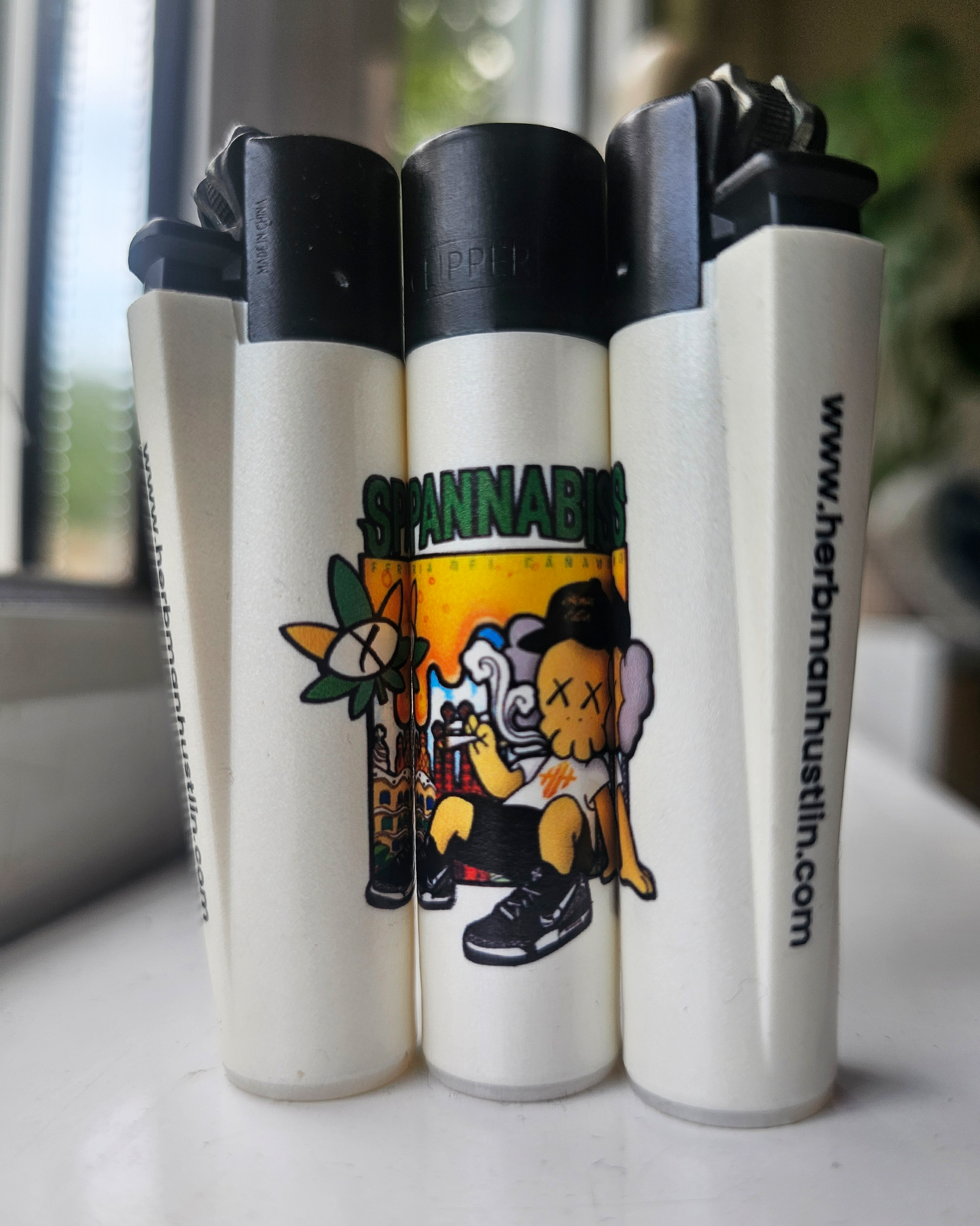 Spannabis Clipper Lighter - White/Colour