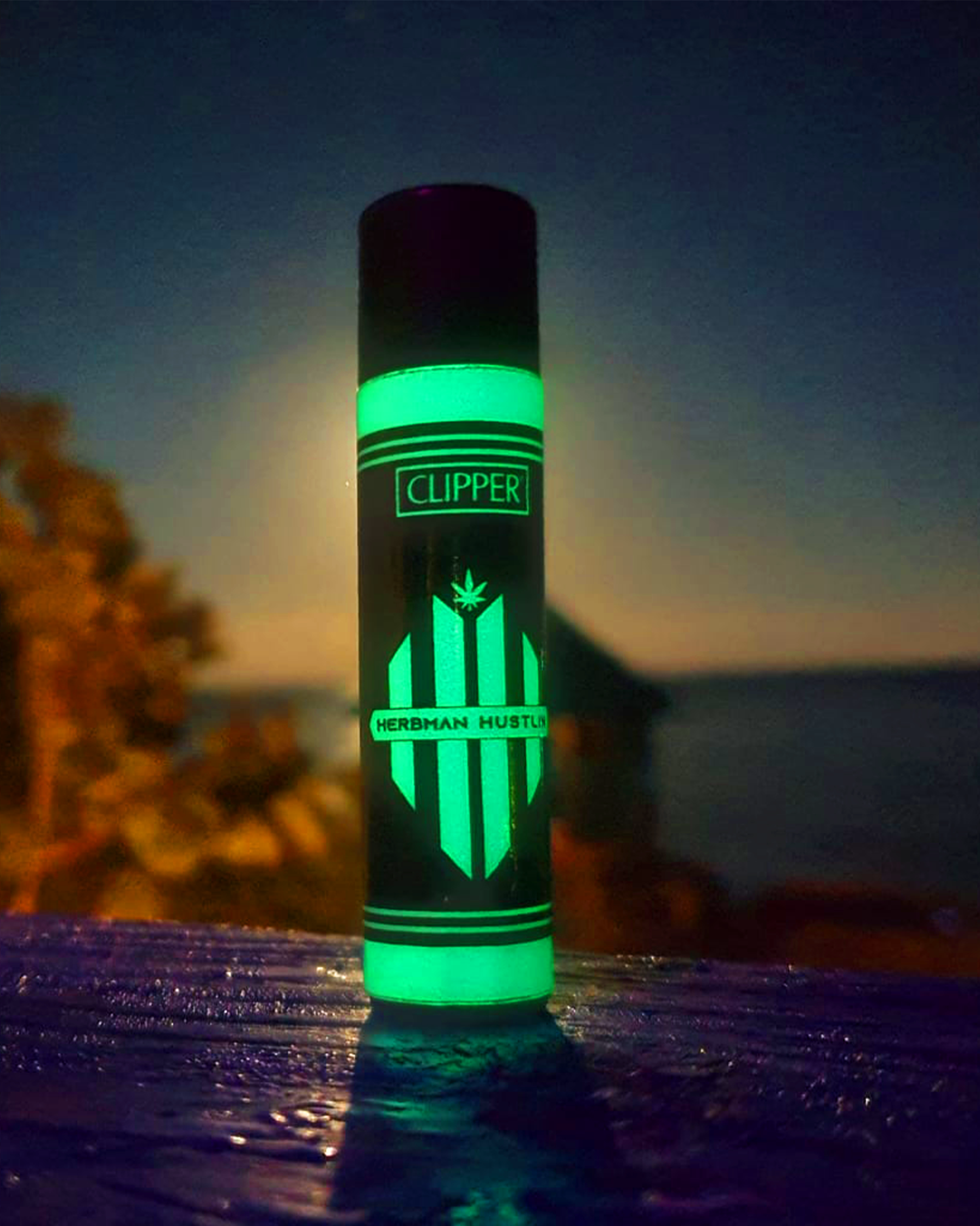 Herbman Hustlin Clipper Lighter - Glow In the Dark